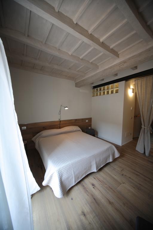 32 Bnb Camerecaffe Pavia Cameră foto